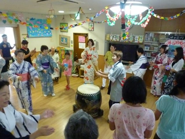 盆踊り